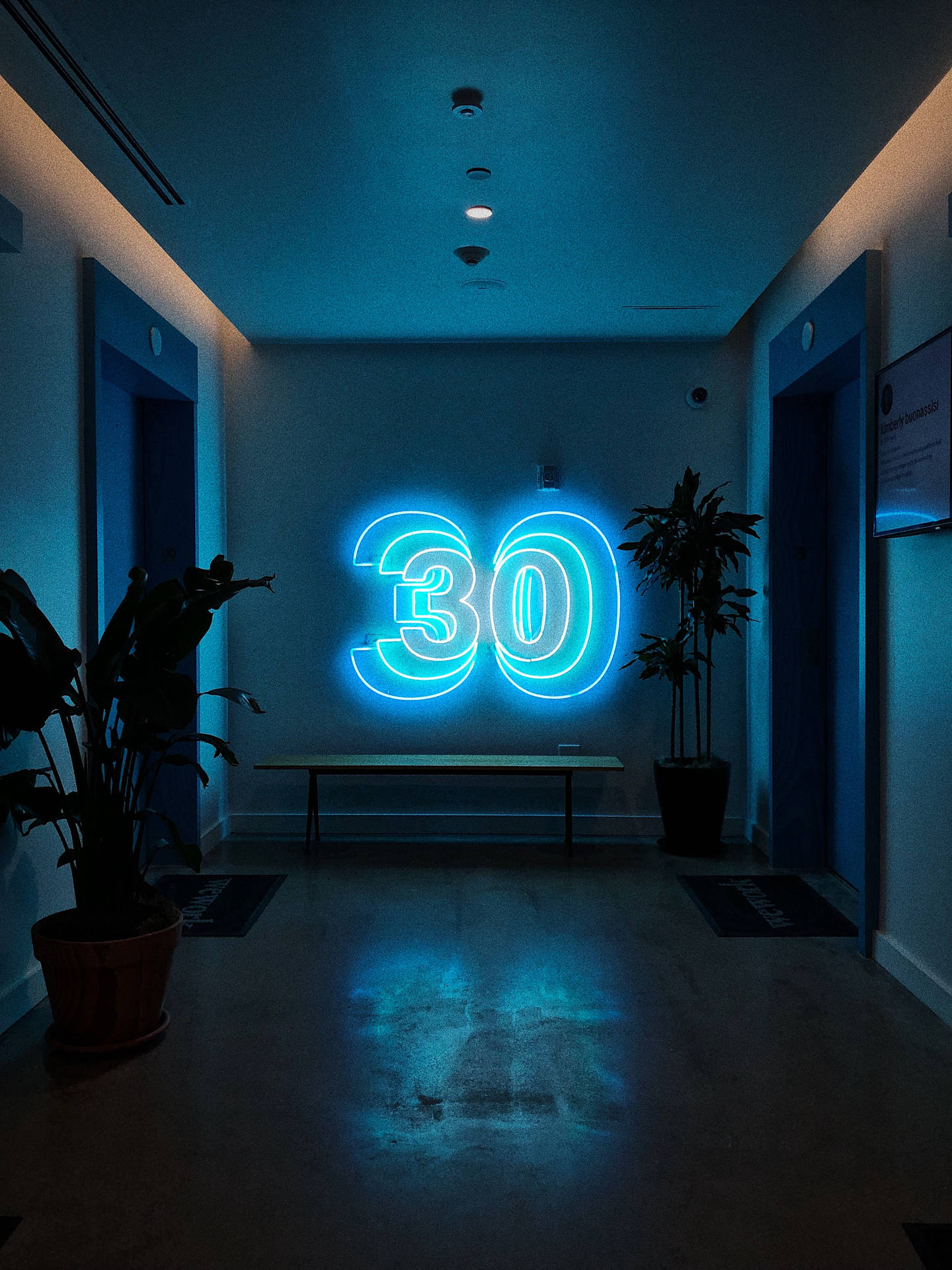 Psychedelic 30 Neon Sign Wallpaper