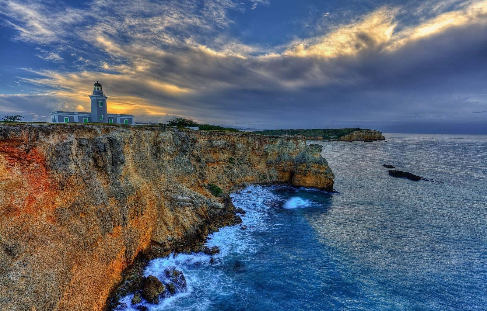 Stunning view of the iconic El Morro fortress in Puerto Rico