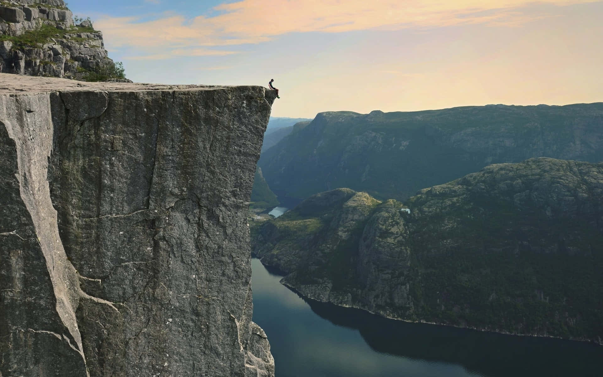 Pulpit Rock Cliff Fjord Aussicht Norwegen Wallpaper