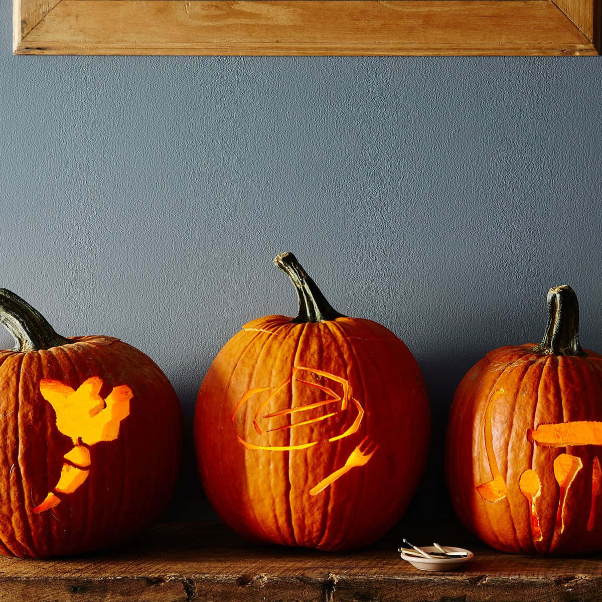 Art of Autumn - Vibrant Pumpkin Carving