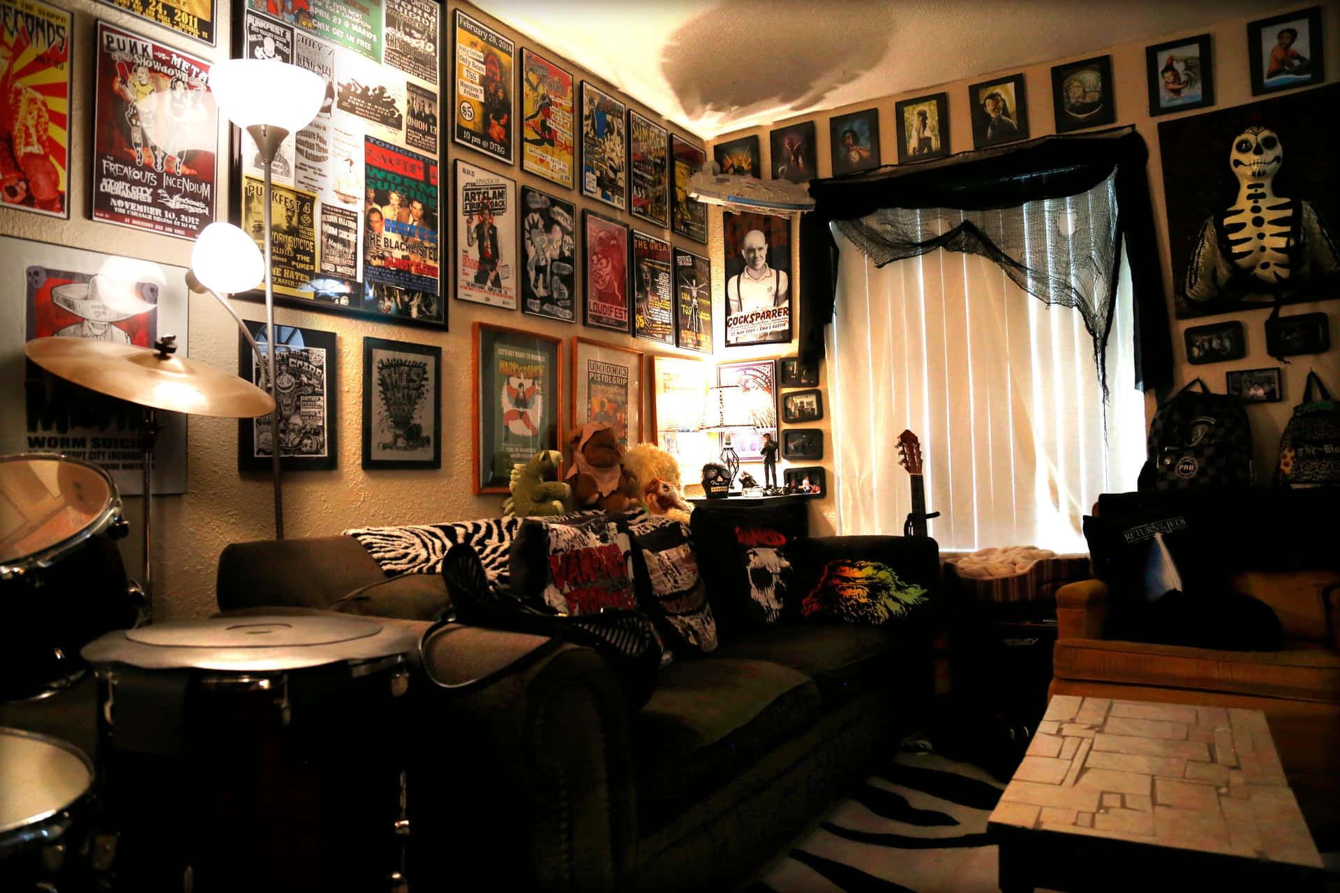 Punk Inspired Living Room Decor Wallpaper