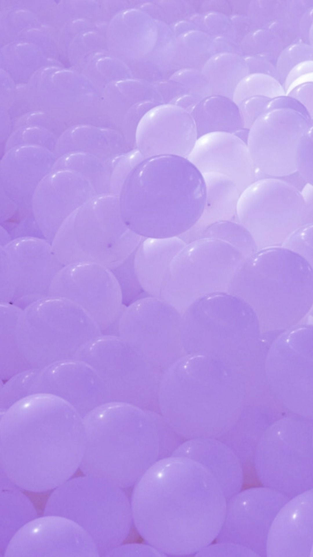 Purple Aesthetic Phone Balloons Wallpaper