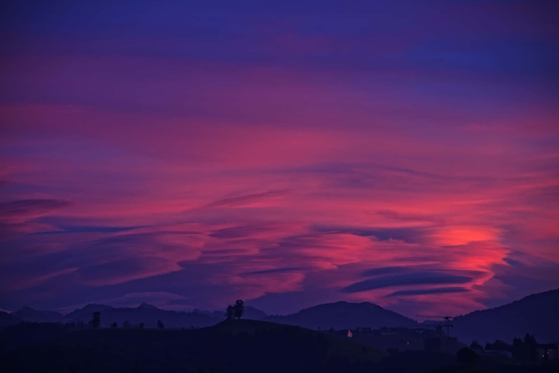 Violettewolken 3936 X 2624 Hintergrundbild