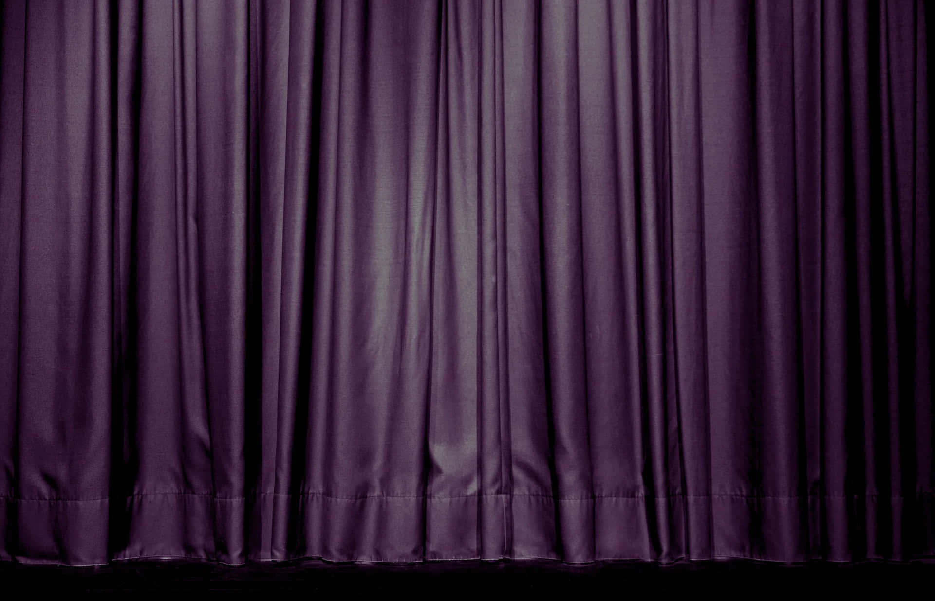 Lovely Purple Velvet Curtains Wallpaper
