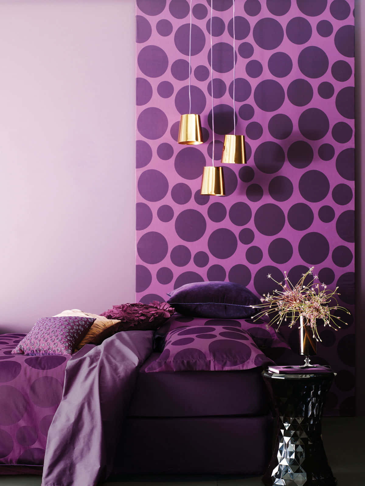 Decorate Your Home with a Hint of Purple Wallpaper