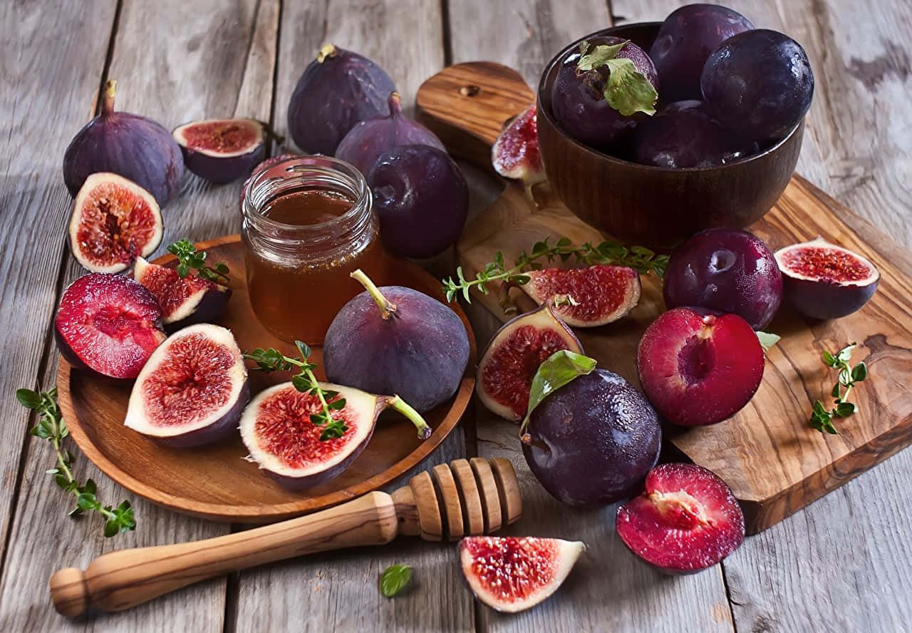 Sweet and Delicious Purple Figs Wallpaper