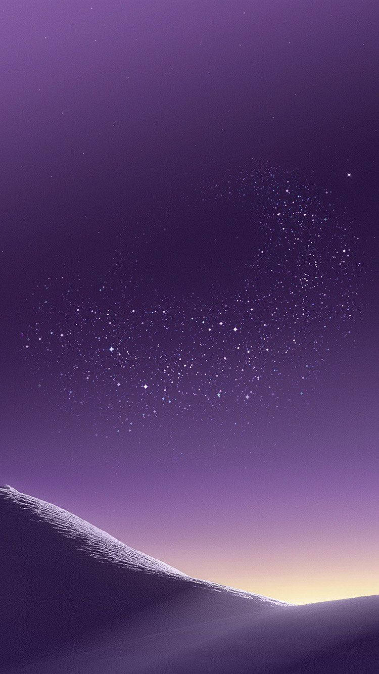 Galaxiapúrpura Con Constelación De Estrellas Para Iphone. Fondo de pantalla