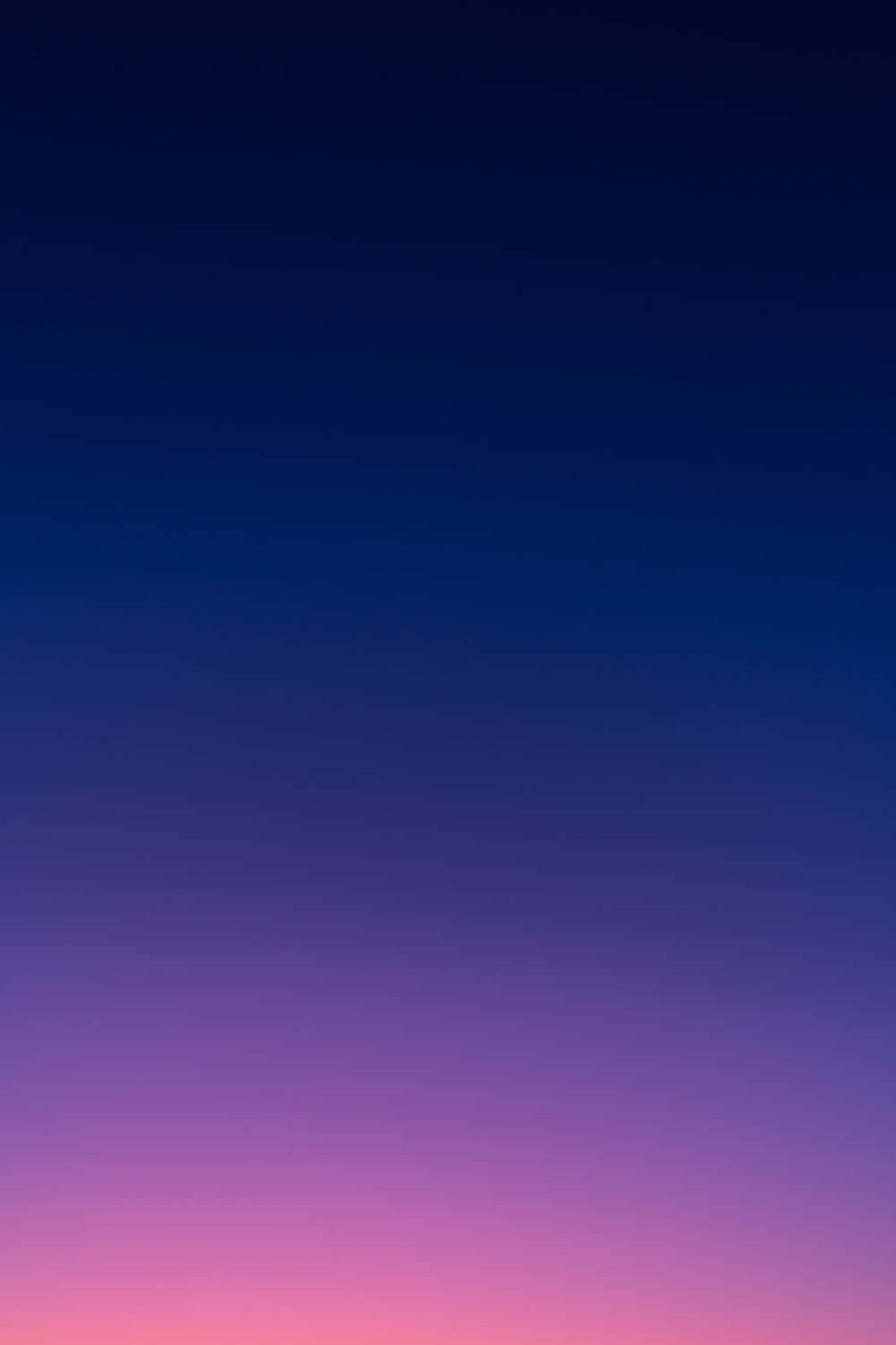 Caption: Captivating Purple Gradient Background.