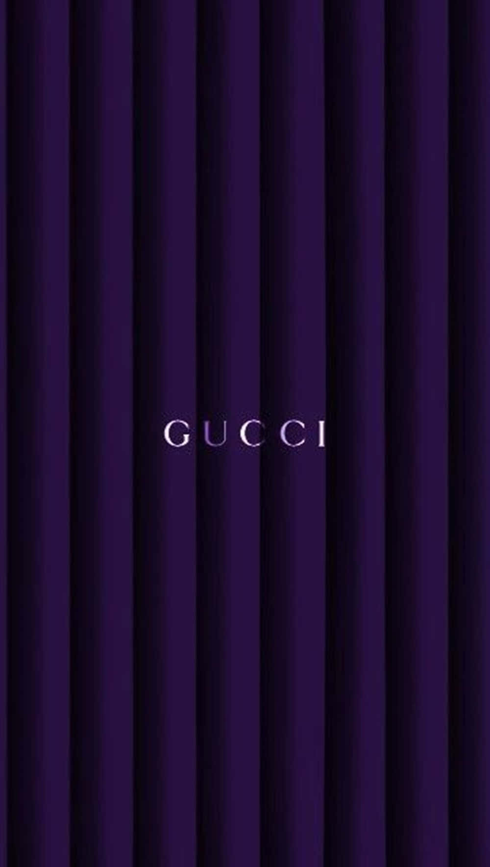 Mostrail Tuo Stile Con Il Wallpaper Viola Di Gucci. Sfondo