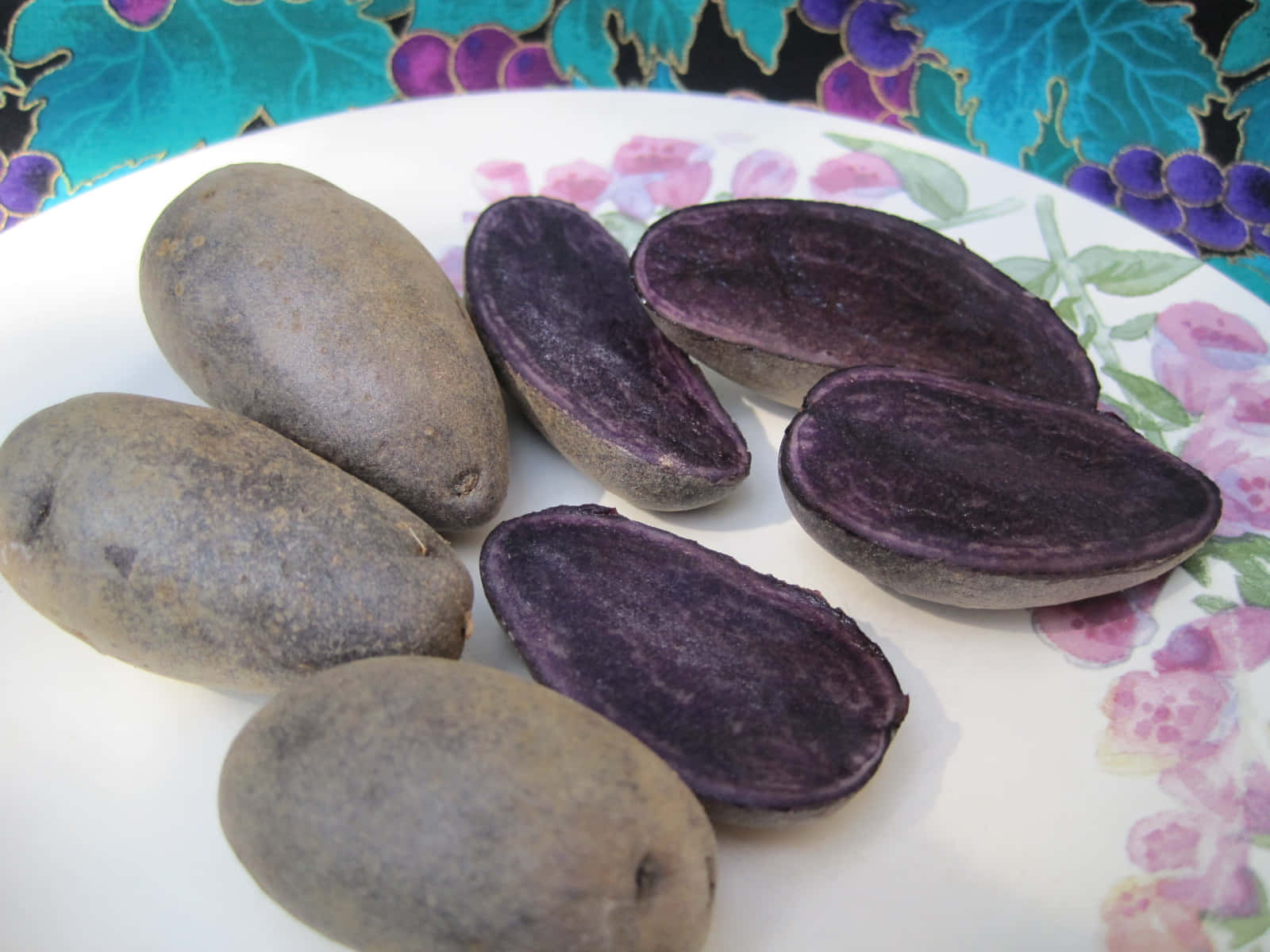 Delicious Purple Potato Wallpaper