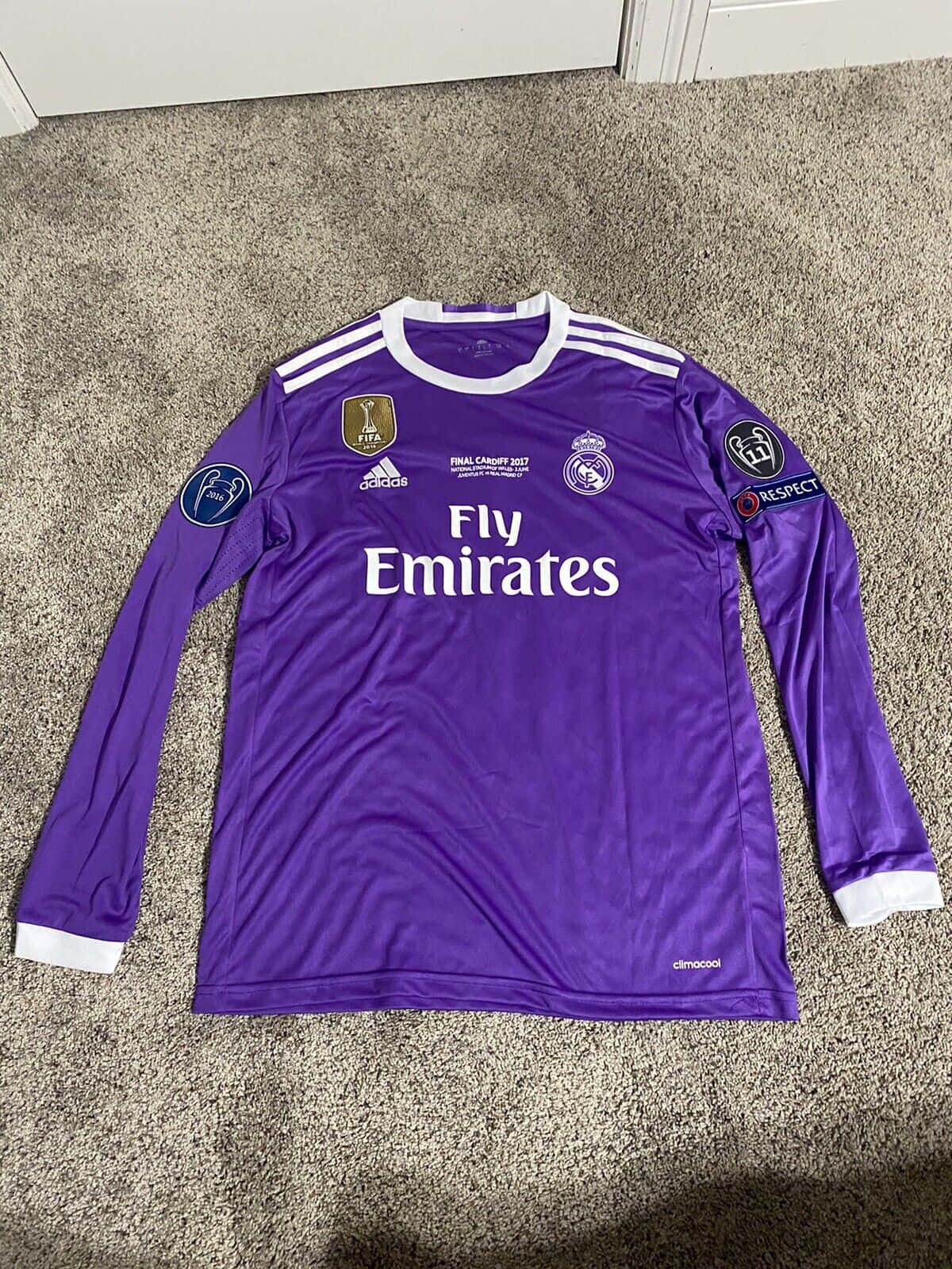 Purple Real Madrid Jersey Long Sleeve Wallpaper