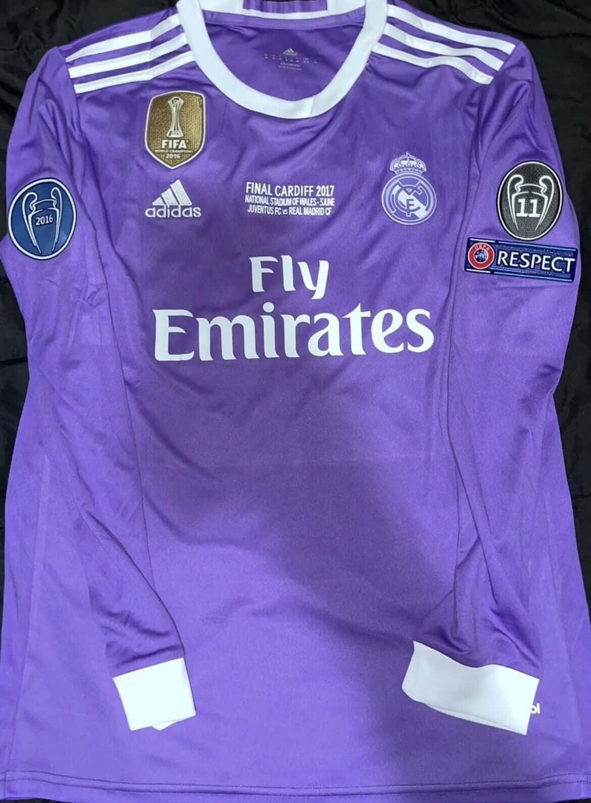 Purple Real Madrid2017 Final Jersey Wallpaper