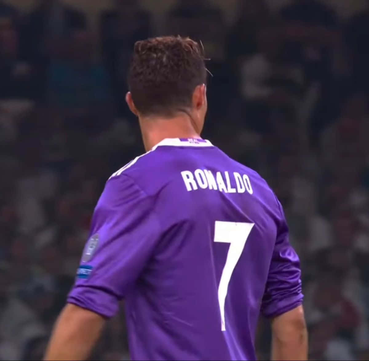 Purple Ronaldo Jersey Number7 Wallpaper
