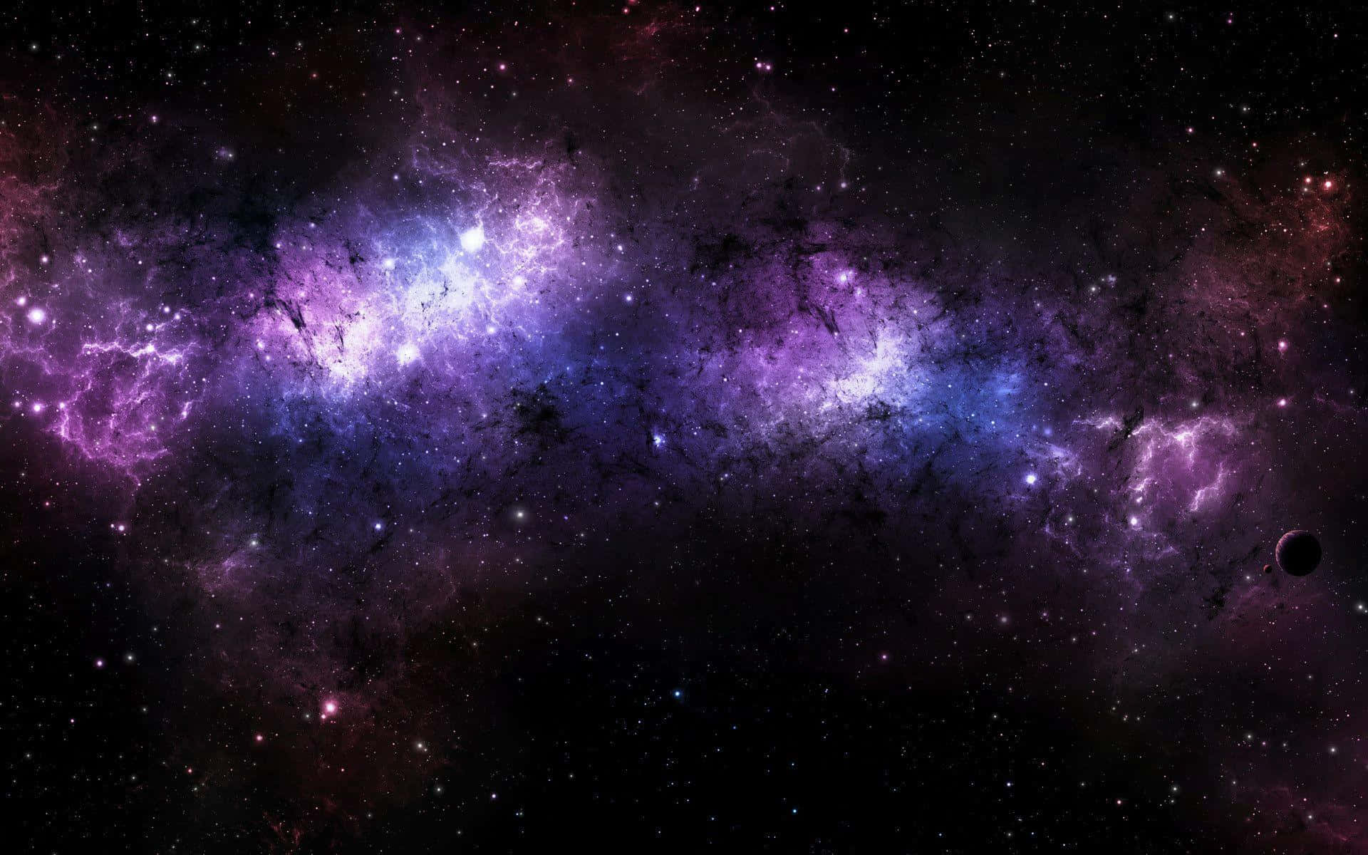 Contemplael Universo Envuelto En Gloriosos Tonos De Púrpura.