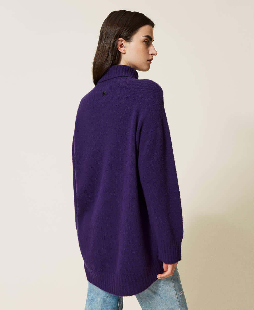 Chic and Cozy: Simple Purple Turtle-Neck Sweater Wallpaper