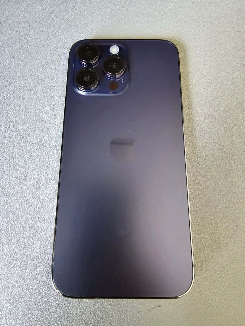 Purplei Phone14 Pro Max Rear View Wallpaper