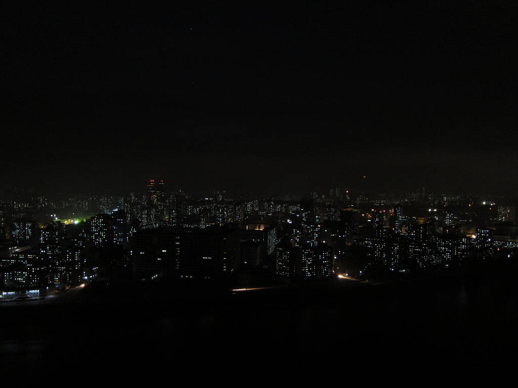 Cidadede Pyongyang Noite Escura. Papel de Parede