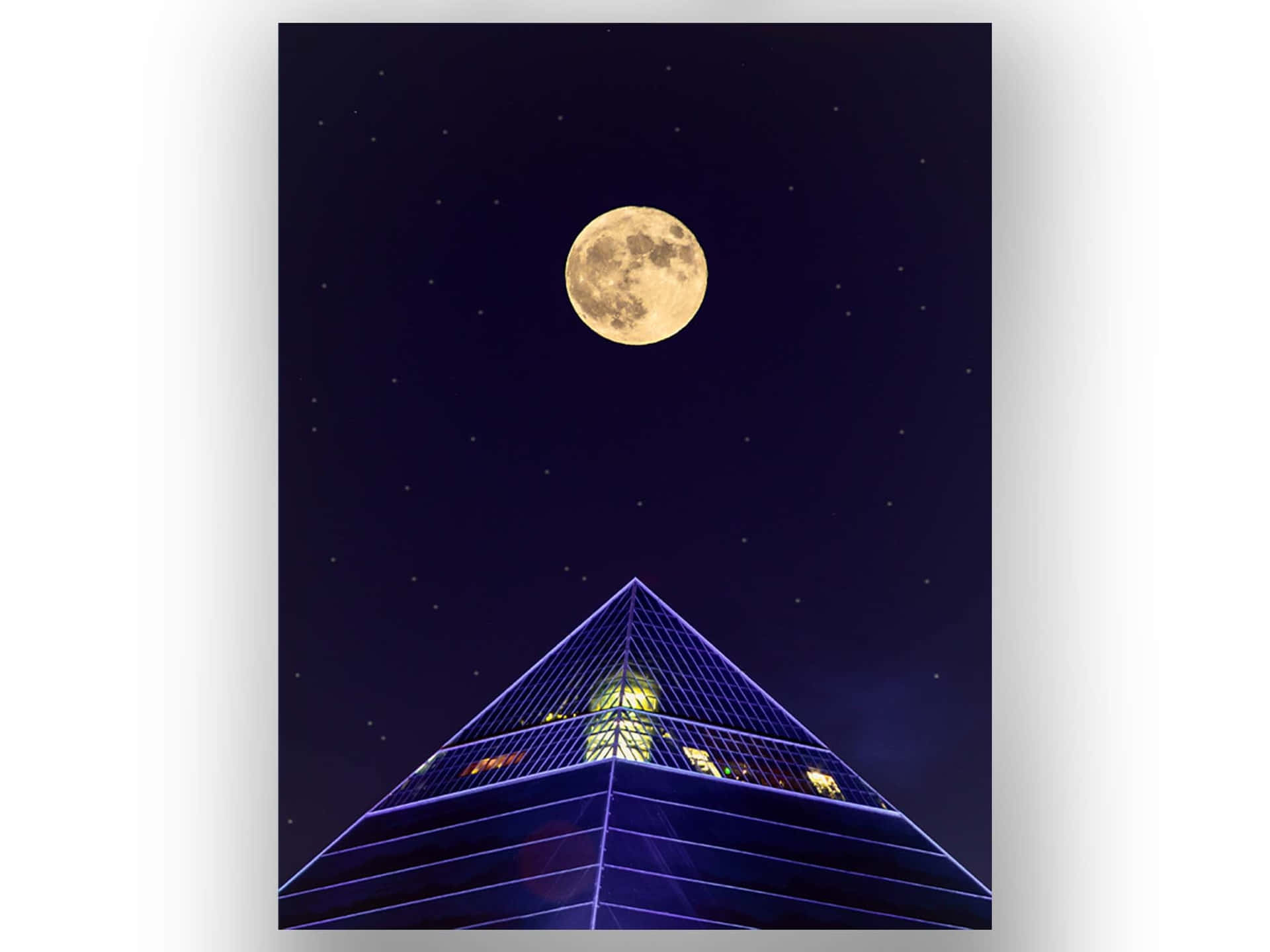 Pyramidedes Mondes Bei Nacht Wallpaper