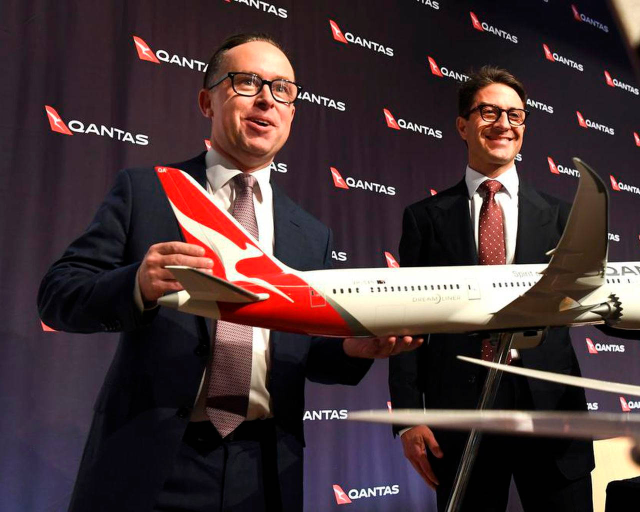 Qantas Airways-direktør Alan Joyce sagde: 