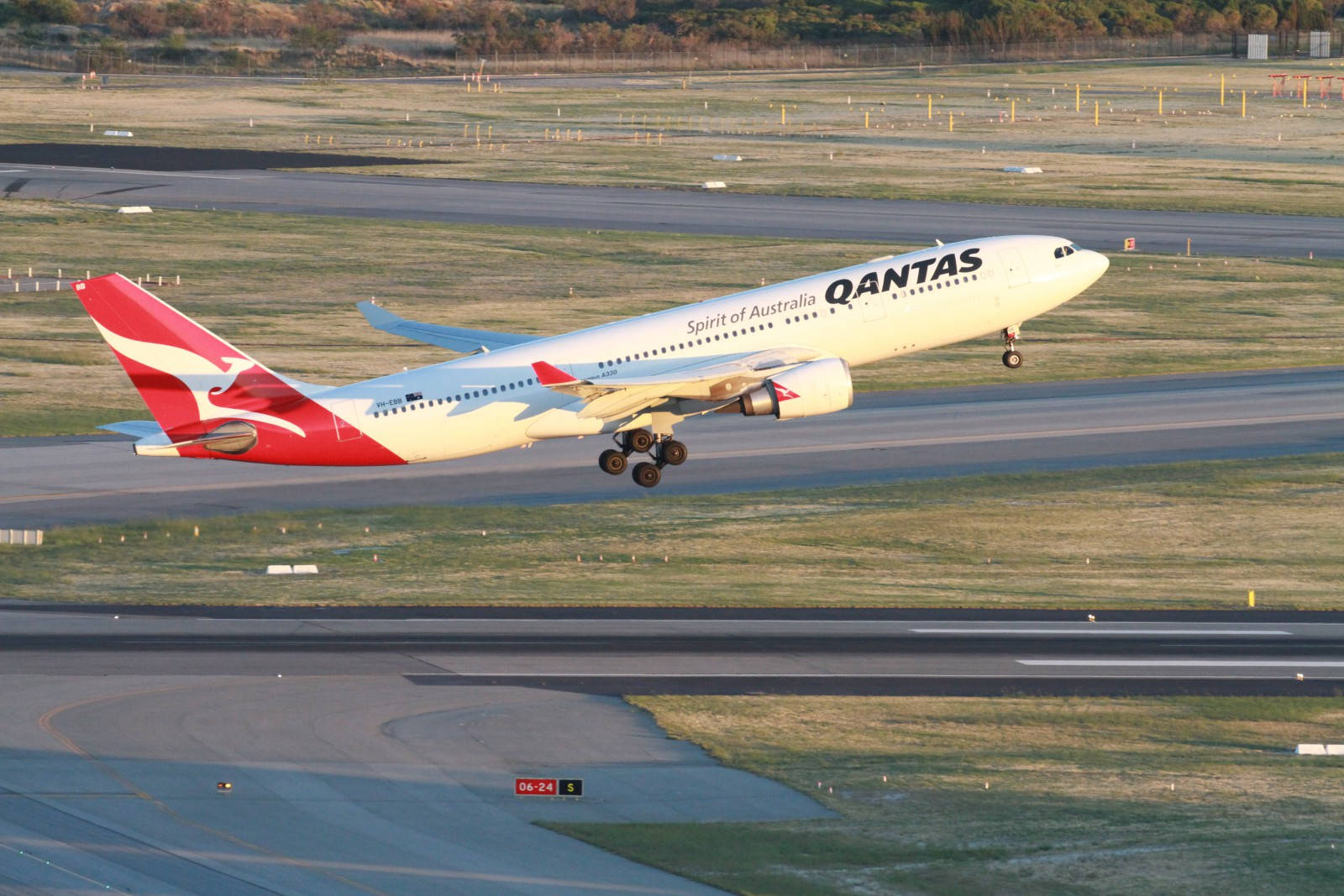 Despeguedel Vuelo Qantas Fondo de pantalla