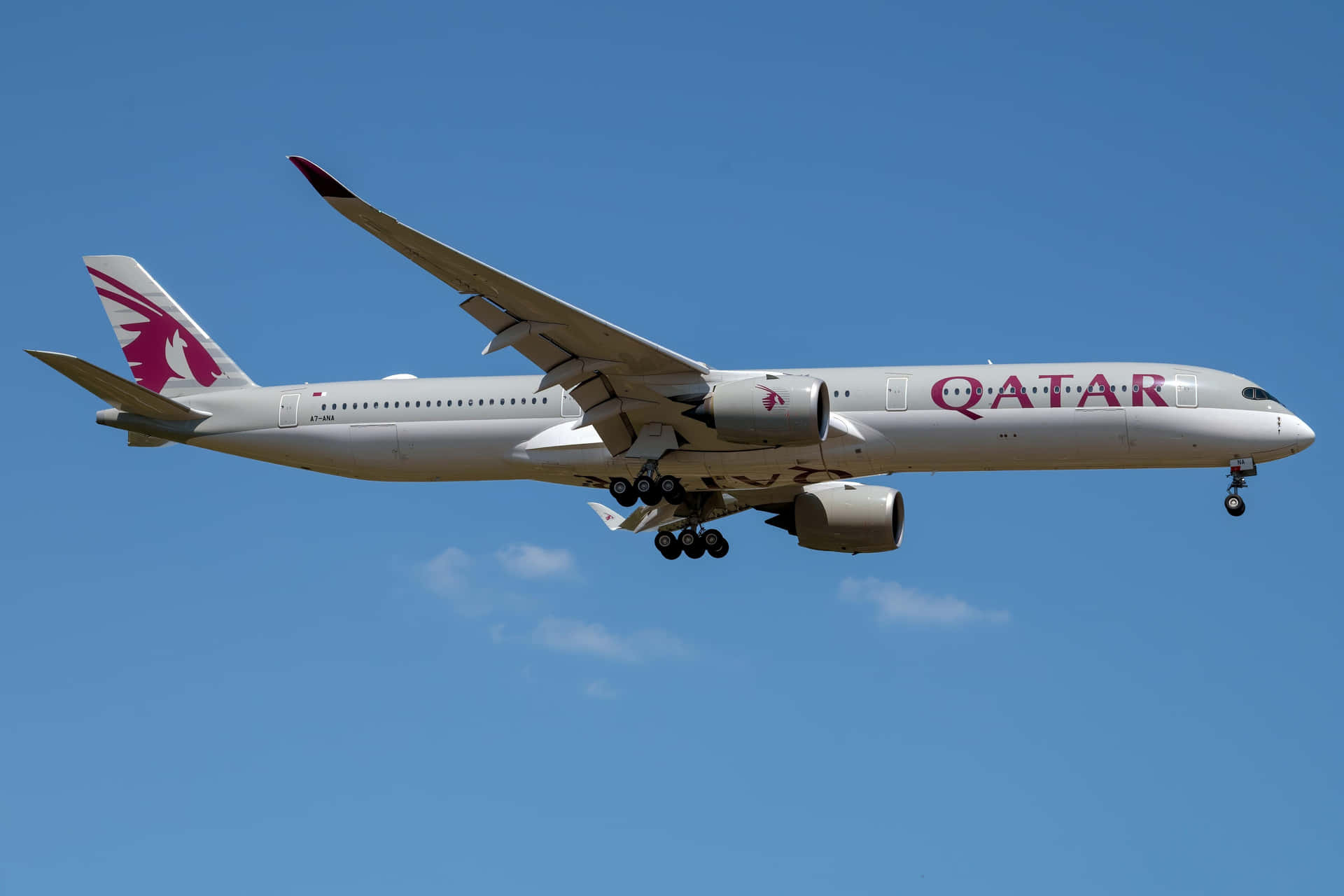 Qatar Airways A350 In Flight Wallpaper