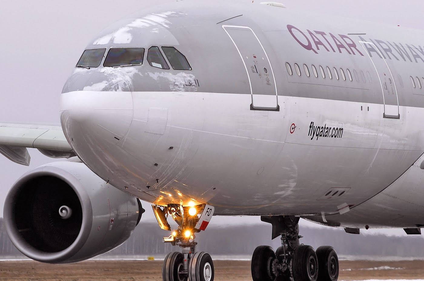 Airbusdi Qatar Airways A Terra Sfondo