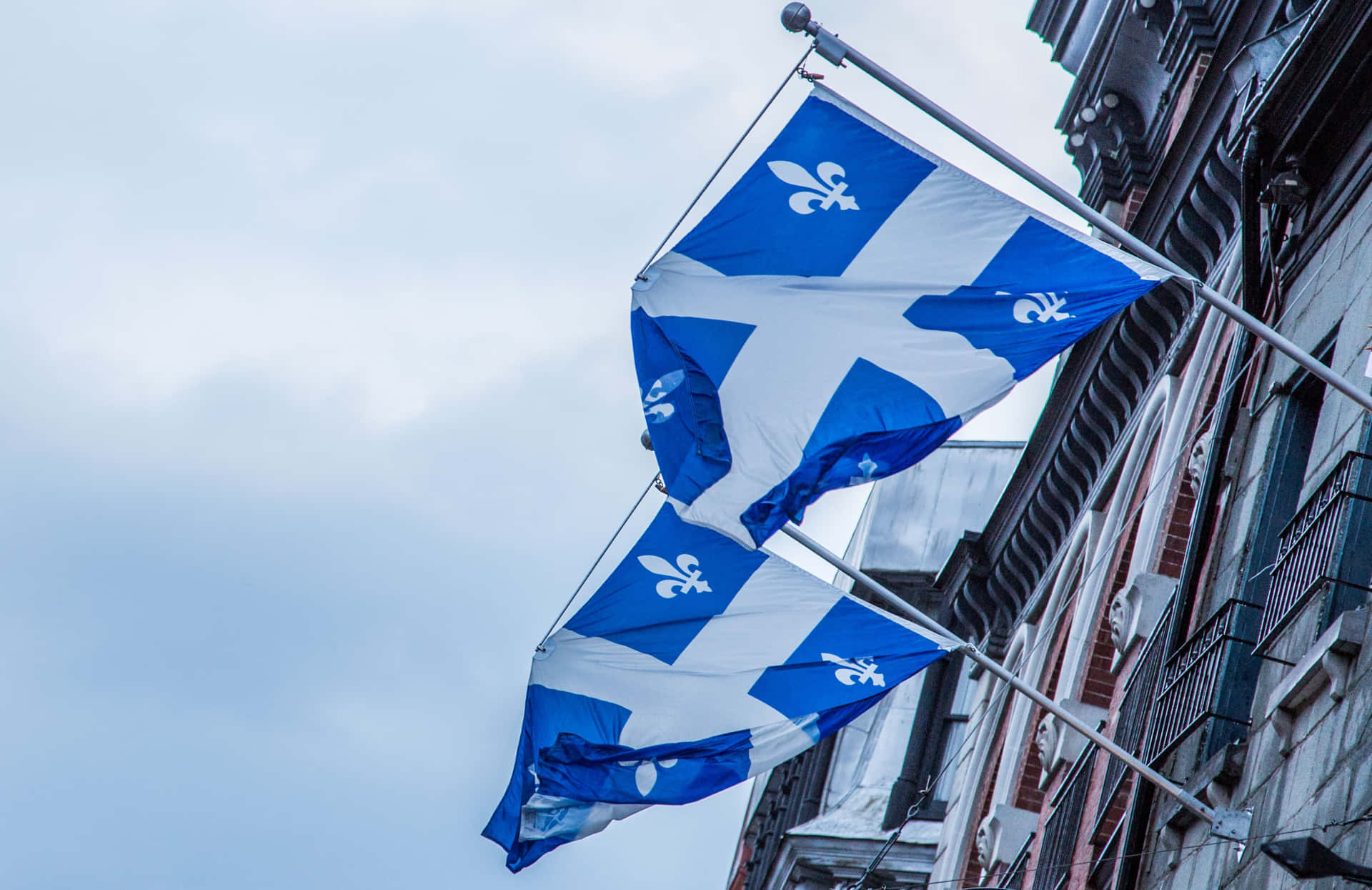 Bendera Fleurdelis Quebec Berkibar Wallpaper