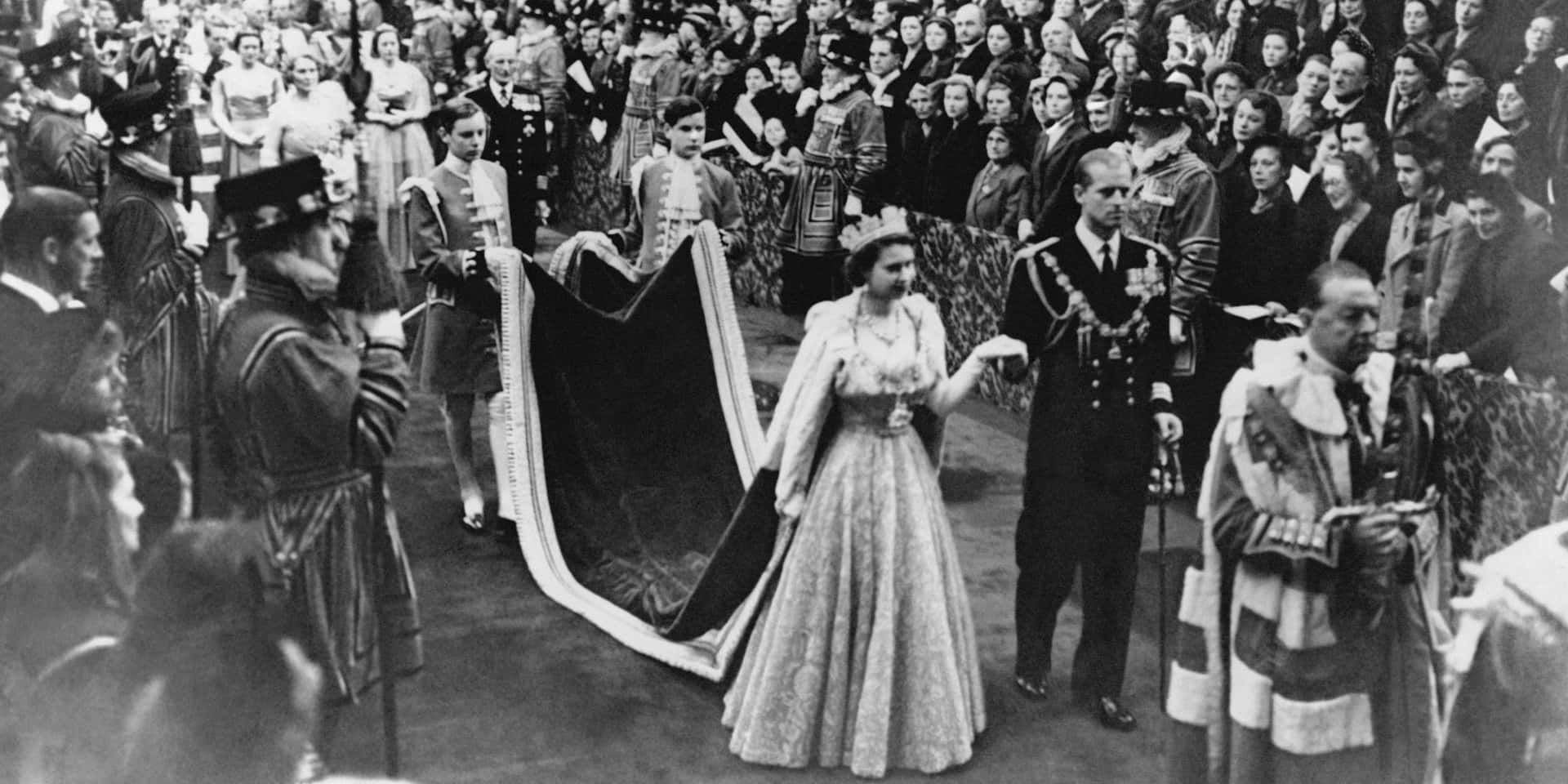 Caption: Her Majesty Queen Elizabeth II in Elegant Attire