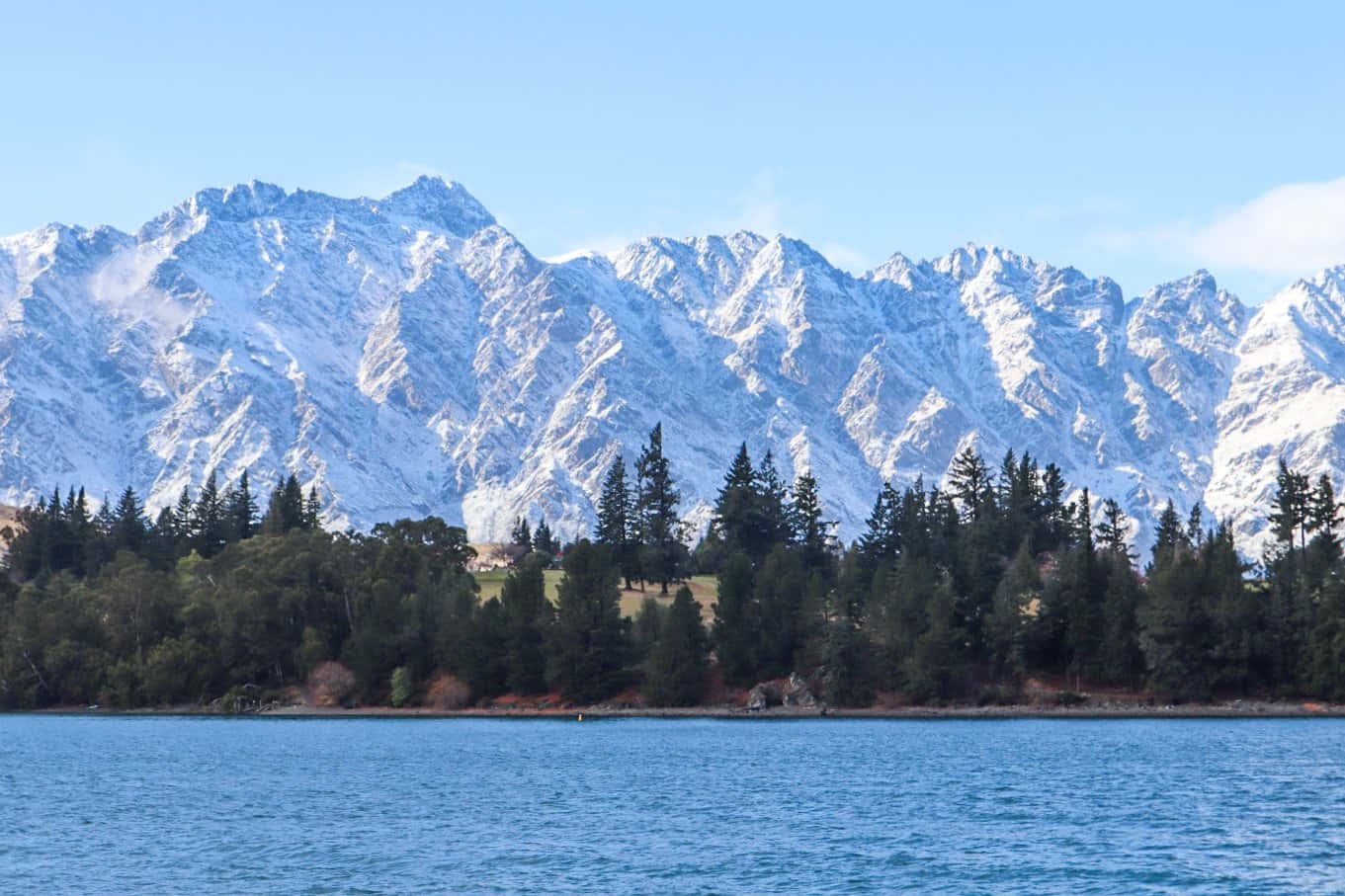 Queenstown Lake Wakatipu Snow Capped Mountains Wallpaper