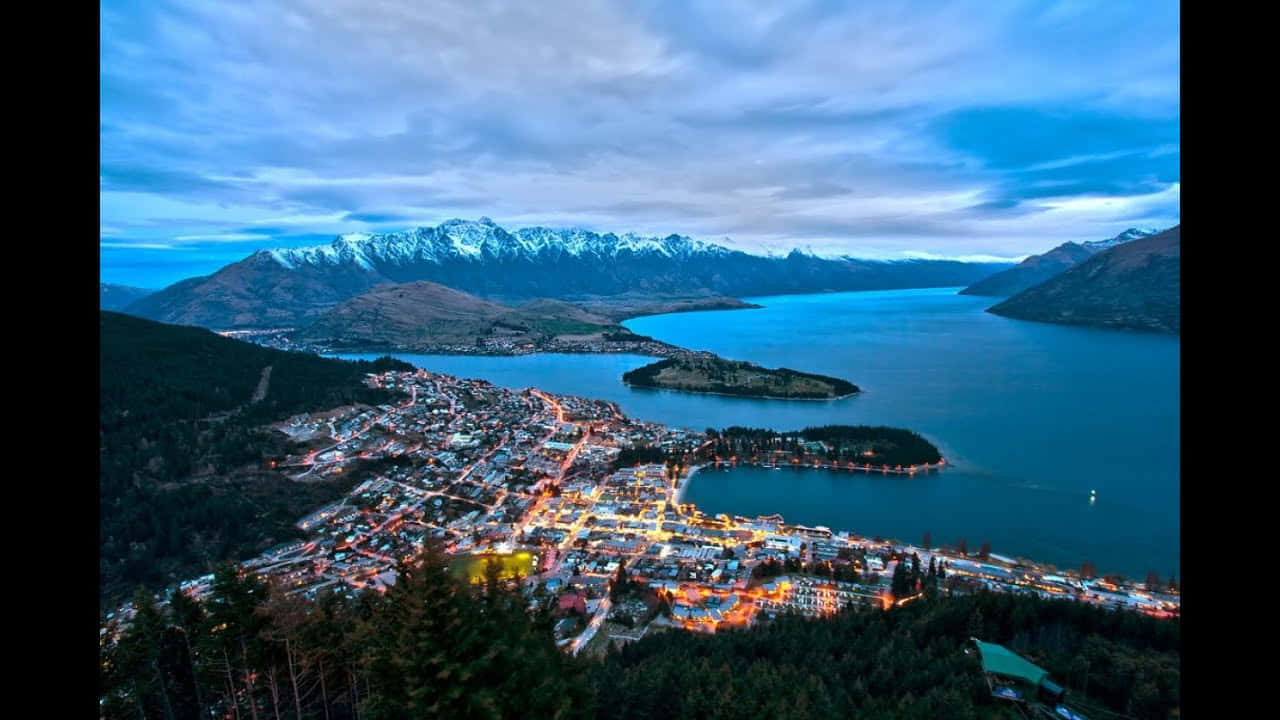 Queenstown Lakeside Twilight New Zealand Wallpaper