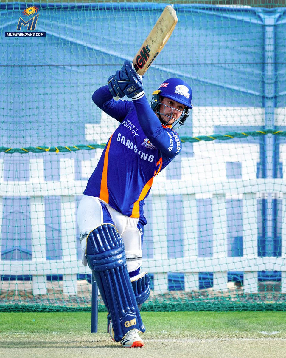 Quinton De Kock donning South Africa's blue cricket kit Wallpaper