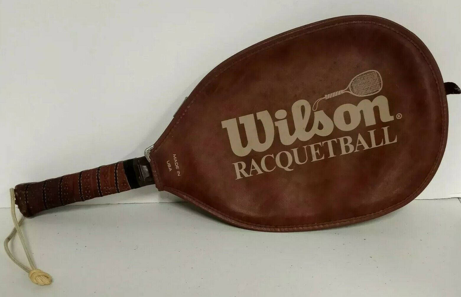 Raquetade Racquetball En Chaqueta De Cuero Wilson Fondo de pantalla