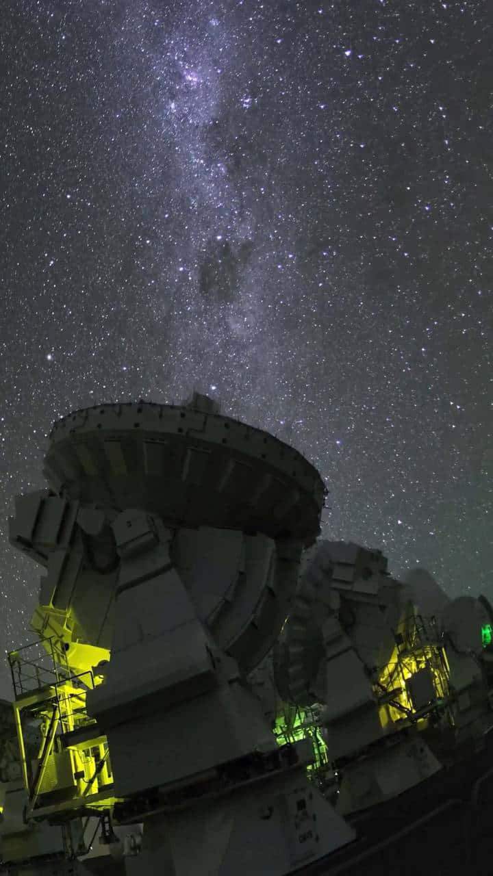 Emocionantestelescopios De Radio En Acción Fondo de pantalla