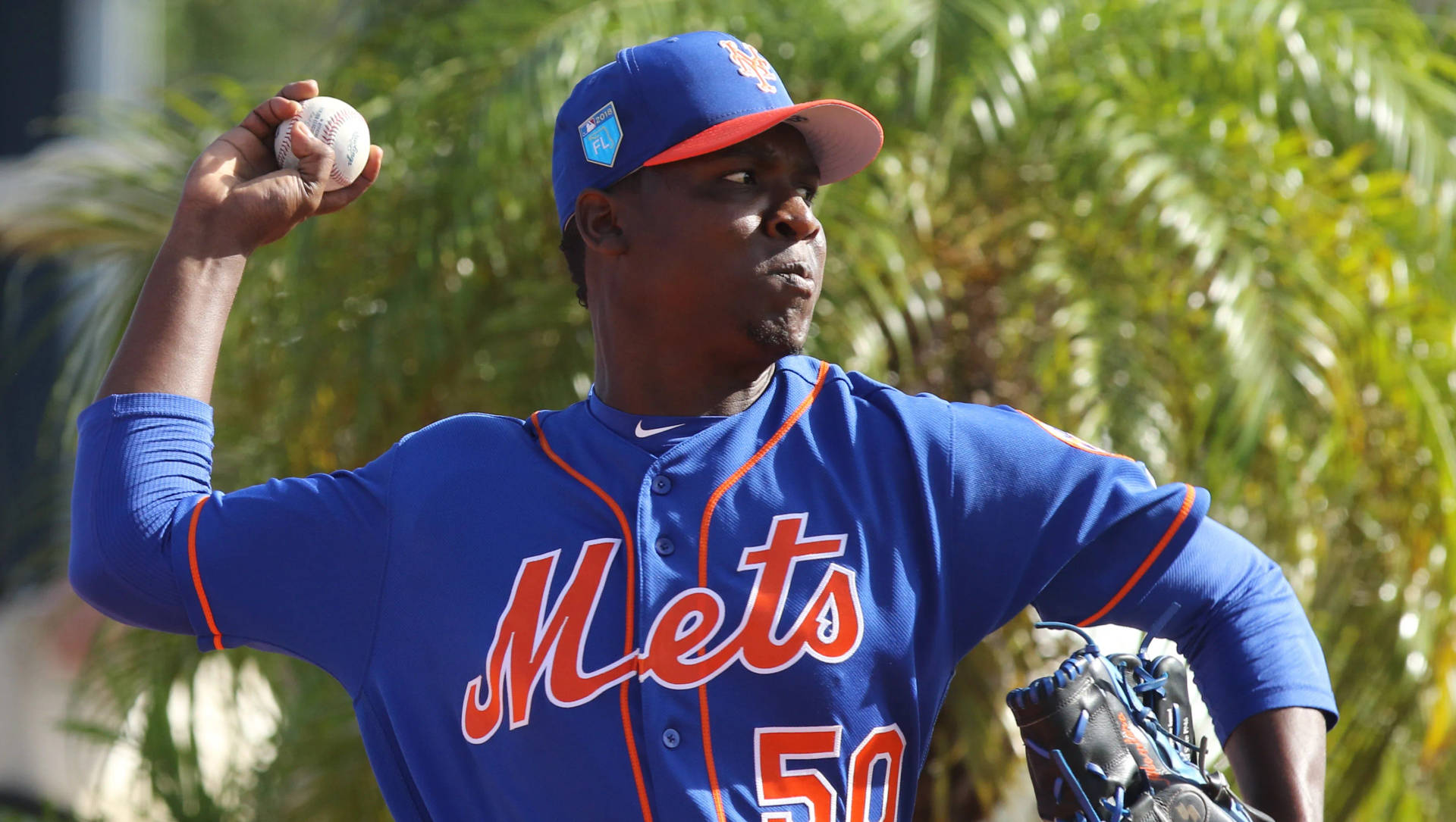 Rafael Montero Pitching With Right Hand Wallpaper