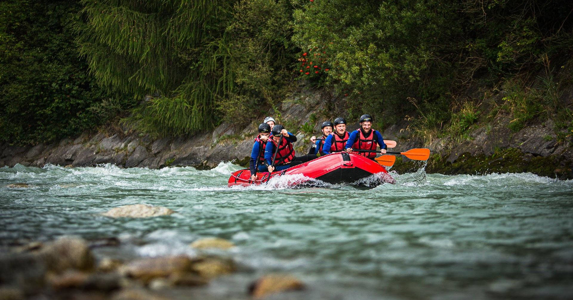 Rafting In The River Wallpaper