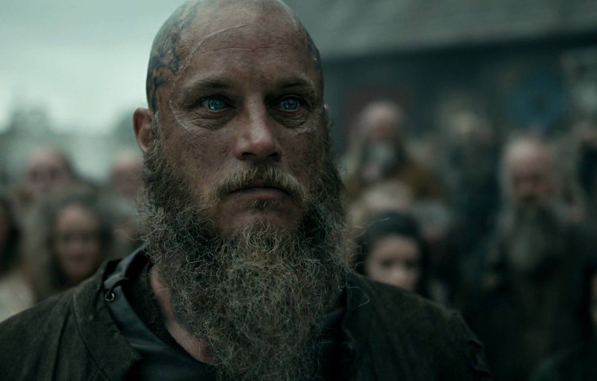 Ragnar Lothbrok 4K Vikings Shaved Head Wallpaper