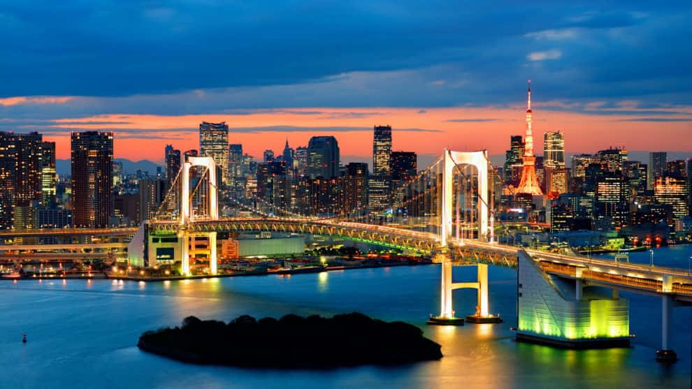 Ilmagnifico Ponte Dell'arcobaleno In Giappone.
