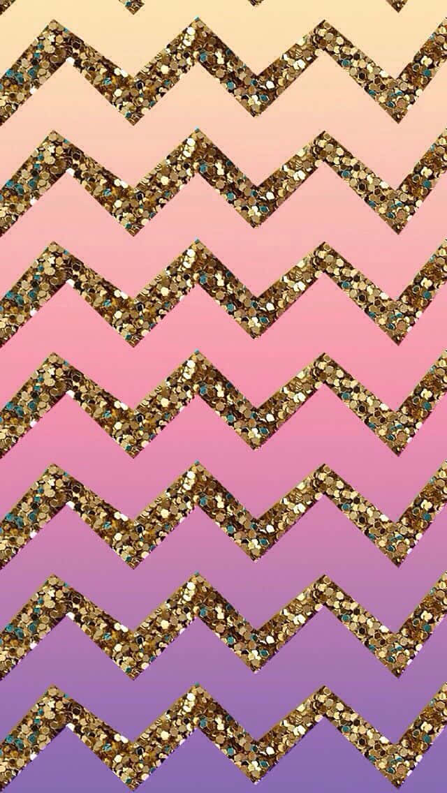 Eingoldener Chevrons-muster Mit Lila Und Pinken Farben. Wallpaper