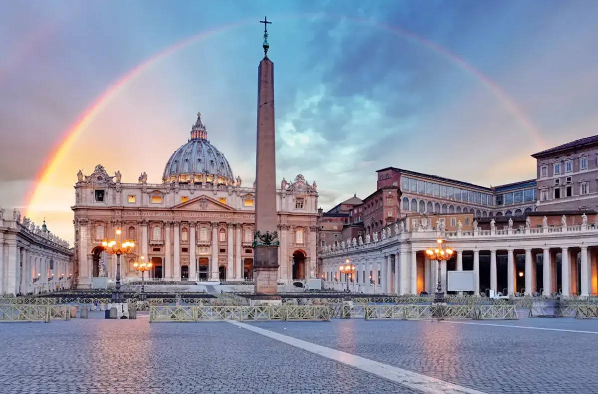 Rainbow Over The Vatican City Wallpaper