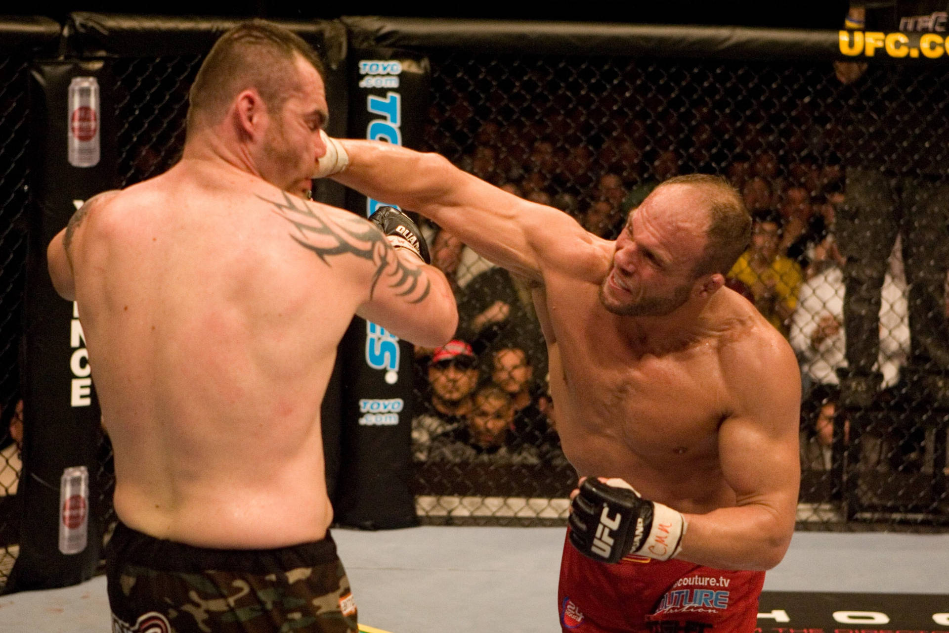 Randy Couture Solid Hit Wallpaper