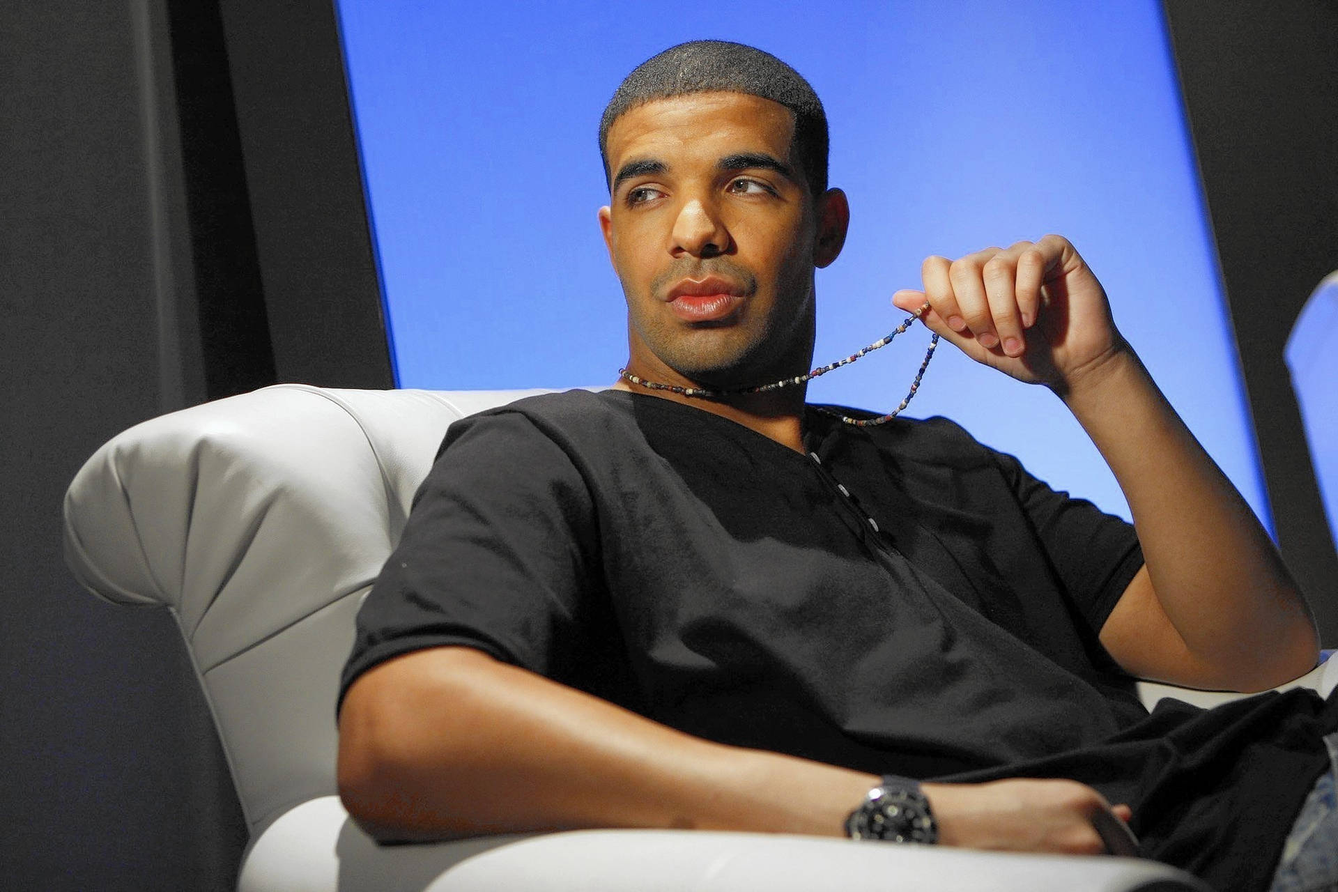 Rapper Drake During Interview Wallpaper