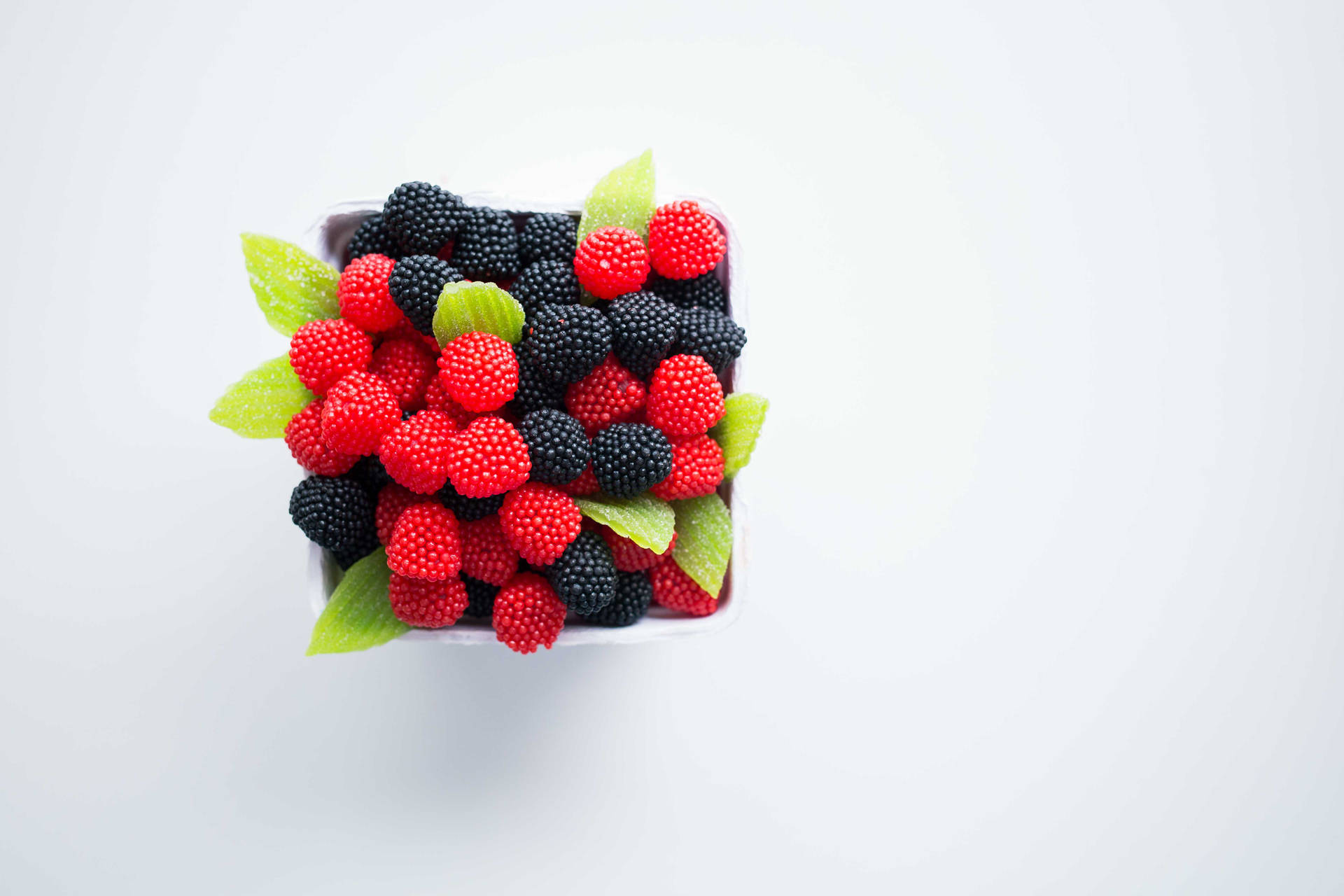 Raspberryoch Björnbärsfrukt. Wallpaper