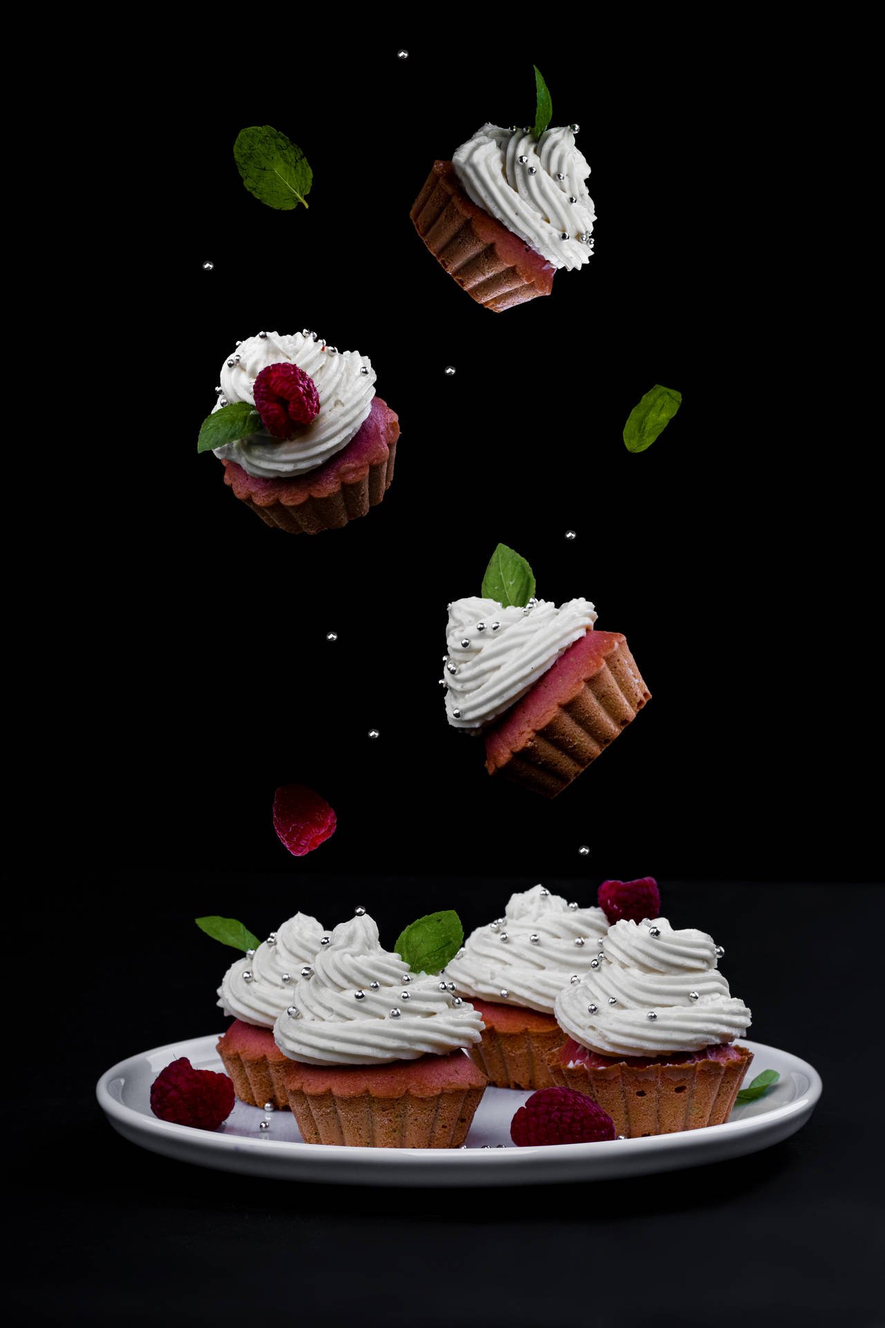 Delicious Raspberry Cream Cupcake Wallpaper
