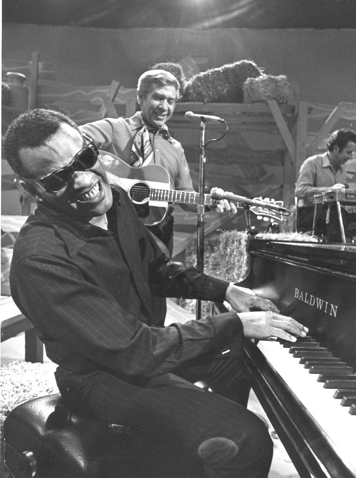 Ray Charles With A Guitarist Wallpaper
