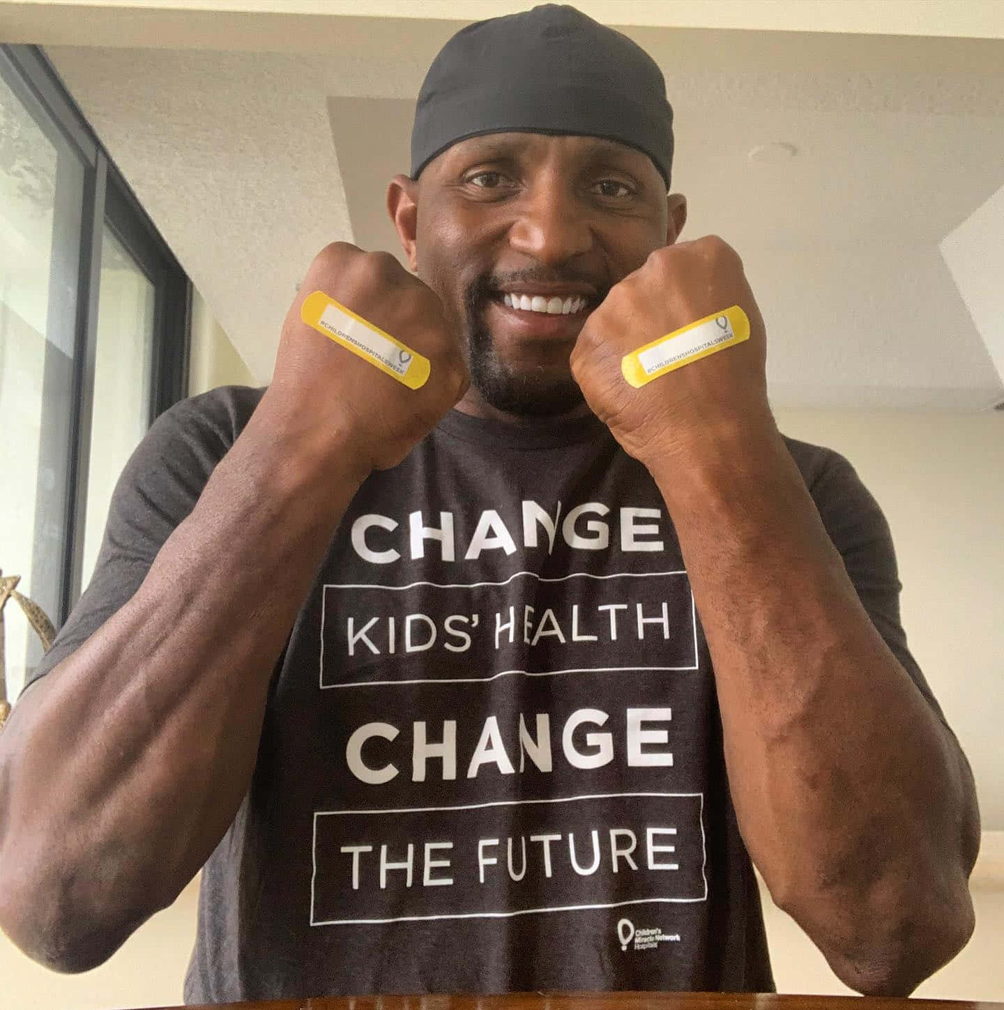 Ray Lewis Supporting Childrens Health Campaign Wallpaper