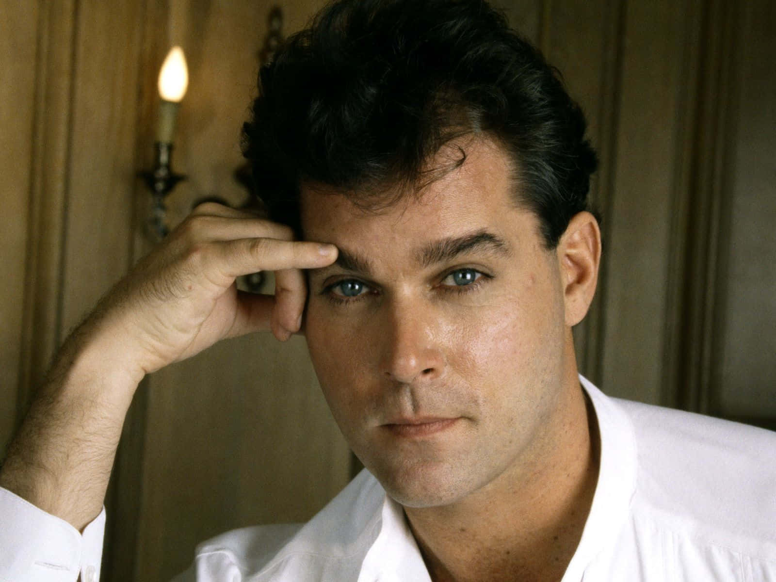 Actoricónico Ray Liotta Fondo de pantalla