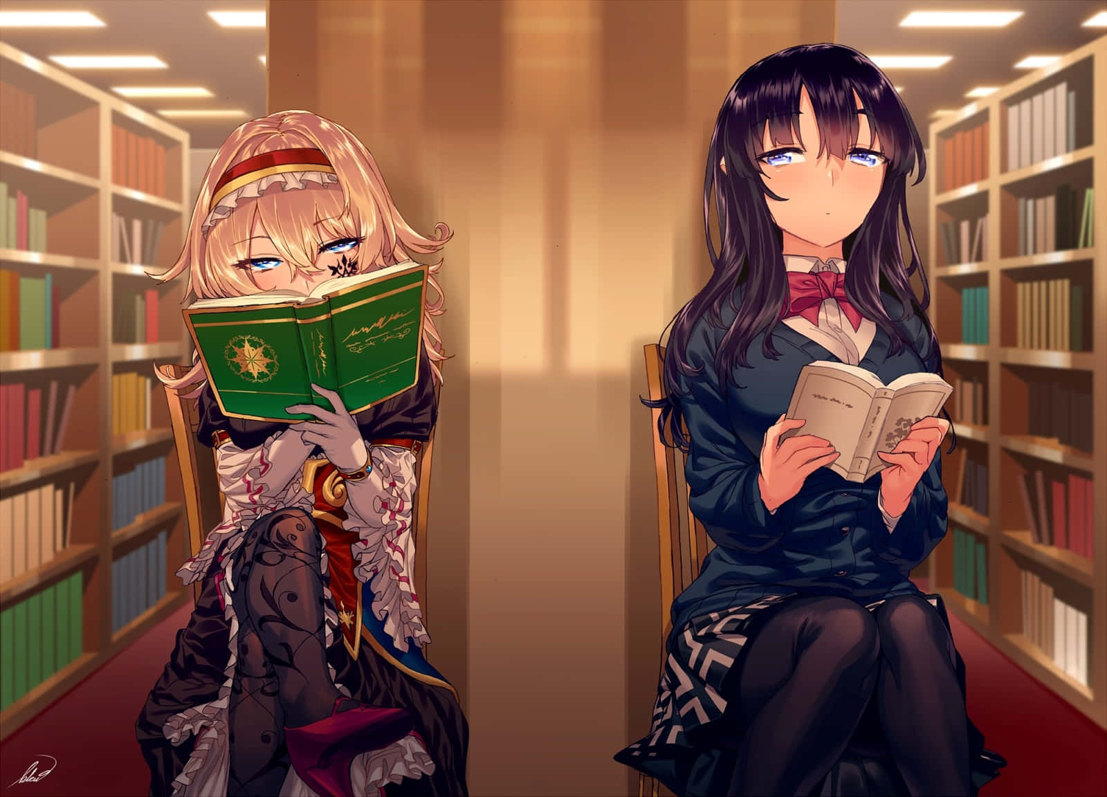 Tvåanimeflickor Som Sitter I Ett Bibliotek Och Läser Böcker