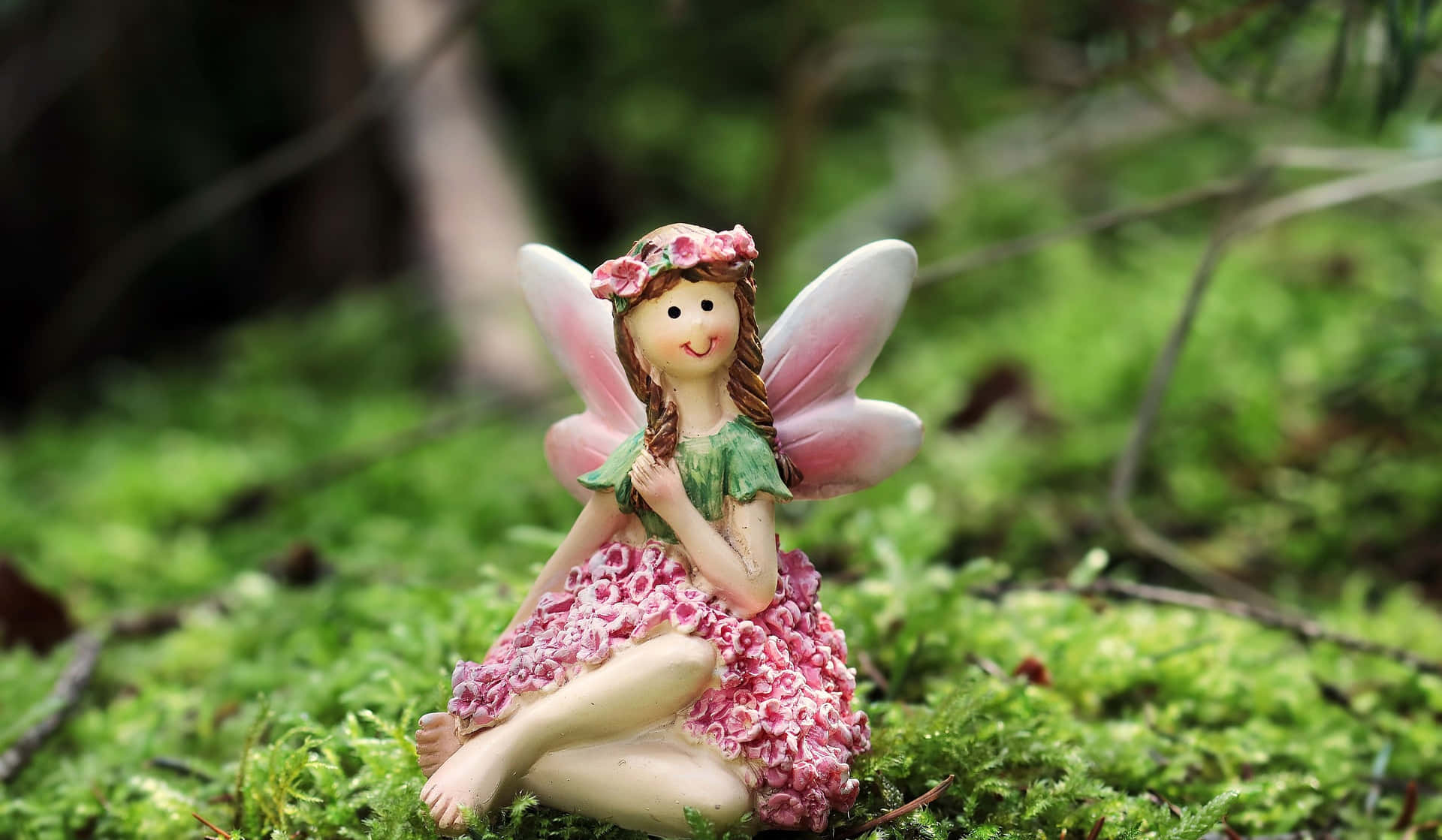 Cute Real Fairy Figurine Picture