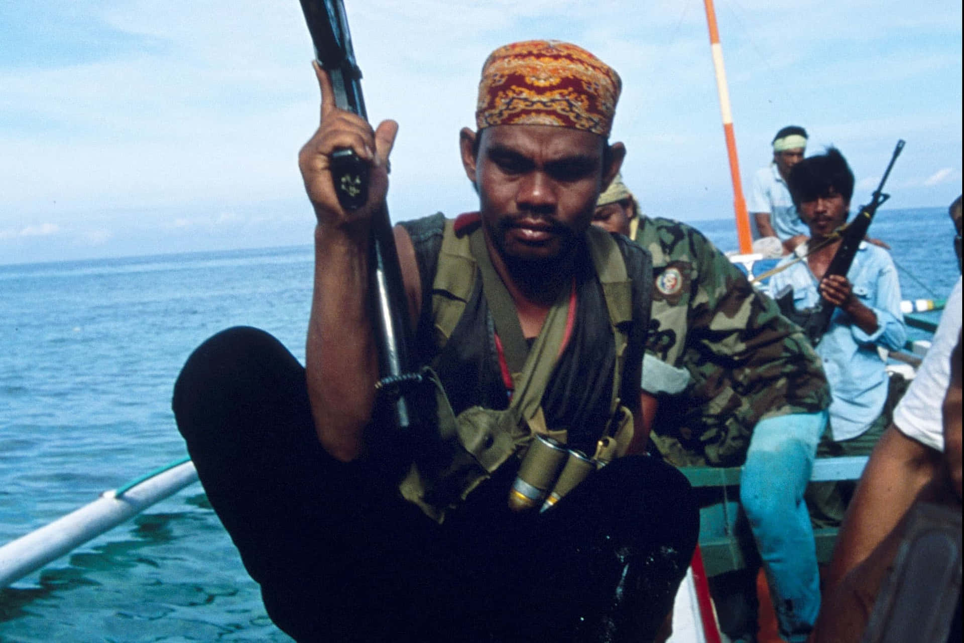 Real Pirate Somalia With Guns Picture