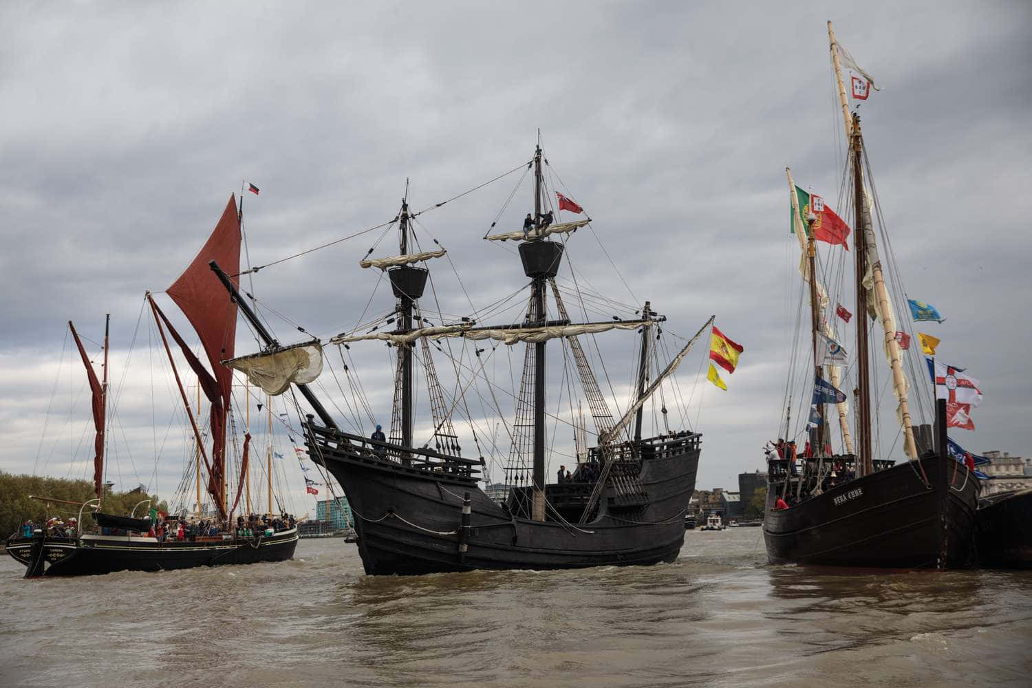 Black Real Pirate Ships Picture